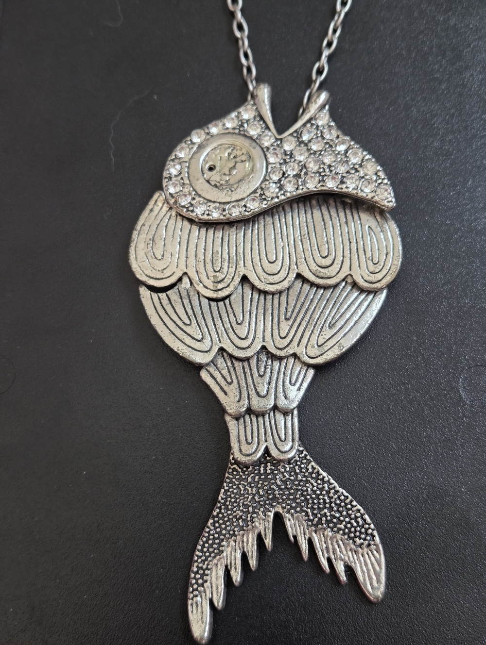 Elegant Silver Fish Pendant Necklace